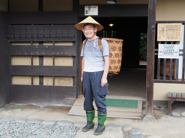 案内人の田村さん/月夜野きのこ園ぐんま昆虫の森・新里（群馬県／桐生市）