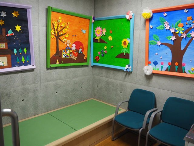 中は広々としていてゆっくり落ち着いて授乳が可能/月夜野きのこ園ぐんま昆虫の森・新里（群馬県／桐生市）