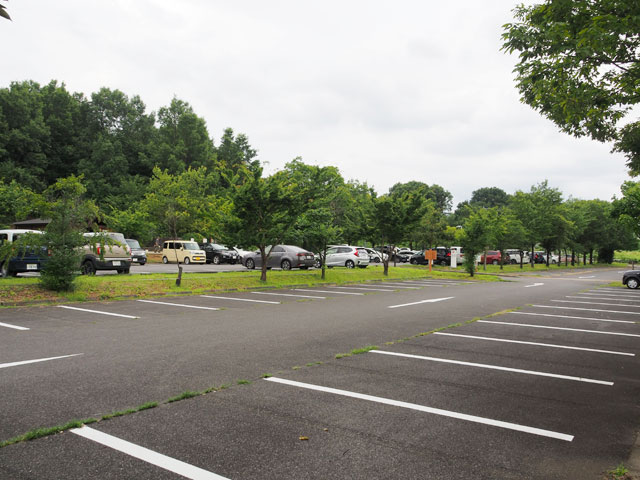 駐車場/月夜野きのこ園ぐんま昆虫の森・新里（群馬県／桐生市）