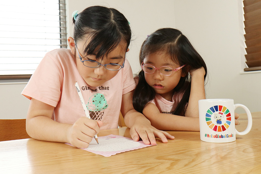 SDGsの気になることを、ハローキティに質問