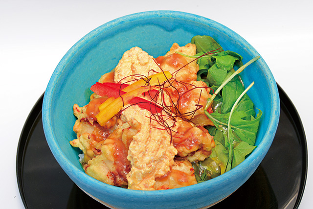 とり天丼/道の駅 ゆふいん(大分県/由布市)