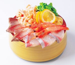 九州の道の駅グルメ！わざわざ食べに行きたい絶品【丼（どんぶり）】15選