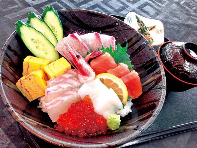 海のお宝丼/道の駅 北浦(宮崎県/延岡市)