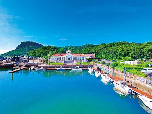 あまくさ海の駅 フィッシャリーナ天草（熊本県／上天草市）