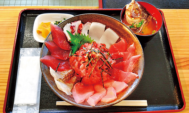 海力丼/せとうち海の駅（鹿児島県／瀬戸内町）
