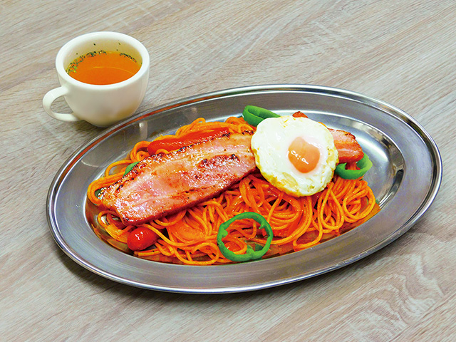 厚切りベーコンのナポリタン/九州自動車道 広川SA上り(福岡県)