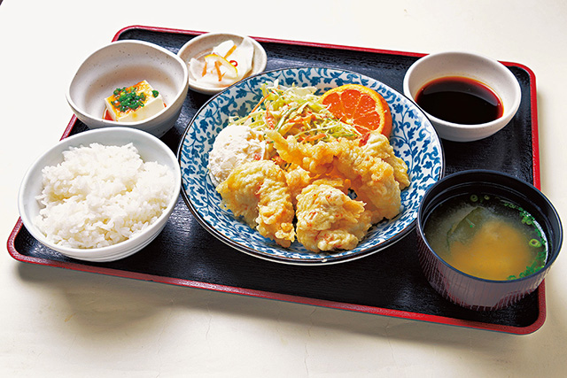 とり天定食/道の駅 なかつ（大分県／中津市）