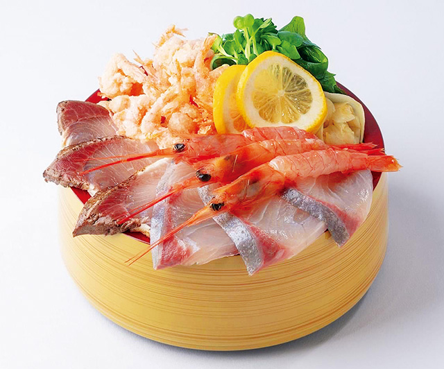 垂水極みスペシャル海鮮丼/道の駅 たるみずはまびら（鹿児島県／垂水市）