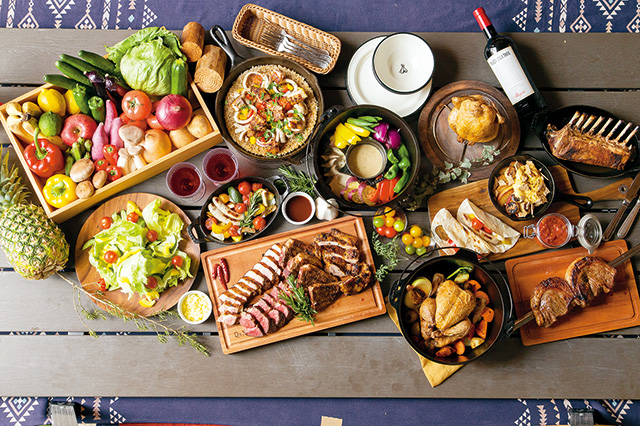 豊富な肉類と野菜/GRAX PREMIUM CAMP RESORT 京都 るり渓(京都府/南丹市)