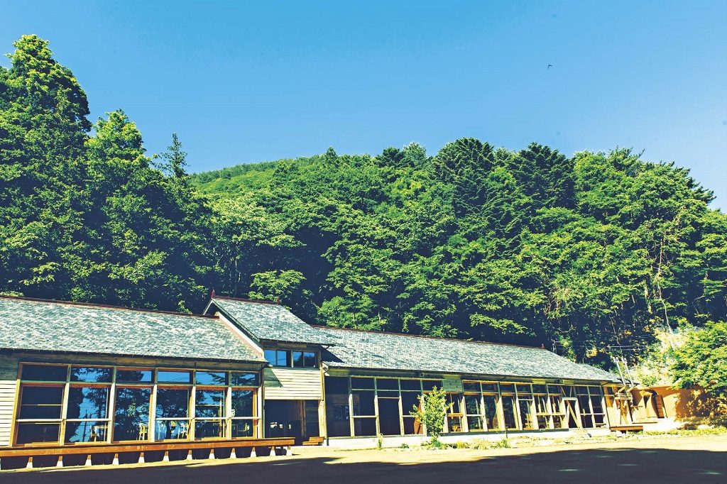 「MORIUMIUS」は子どもがサステナブルな生き方を学べる自然学校