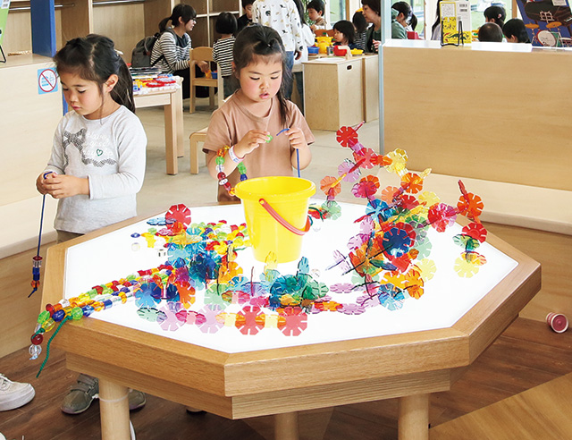 さまざまな素材の遊具が充実/ボーネルンド プレイヴィル 安満遺跡公園(大阪府/高槻市)