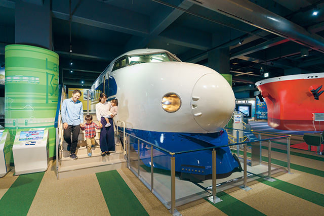 0系新幹線の展示/カワサキワールド（兵庫県/神戸市）