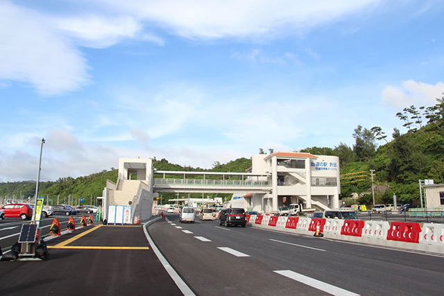 南側から見た道の駅許田/道の駅許田(沖縄県/名護市)