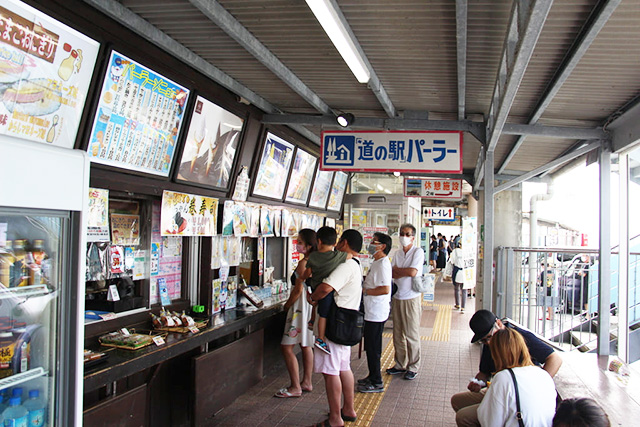 パーラースタイルの店舗/やんばる物産センター(沖縄県/名護市)