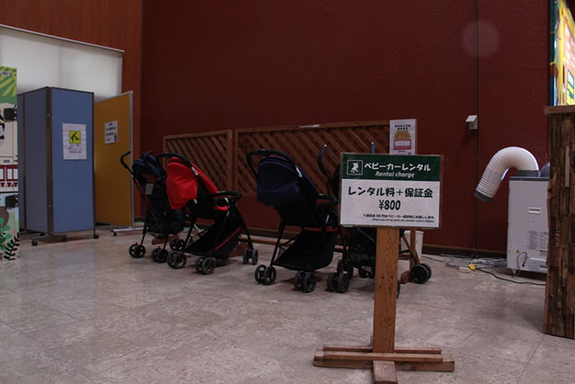 ベビーカーのレンタル/ネオパークオキナワ(沖縄県/名護市)