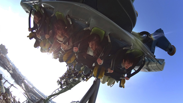 2016年に登場した「ザ・フライング・ダイナソー」/ユニバーサル・スタジオ・ジャパン(大阪市)