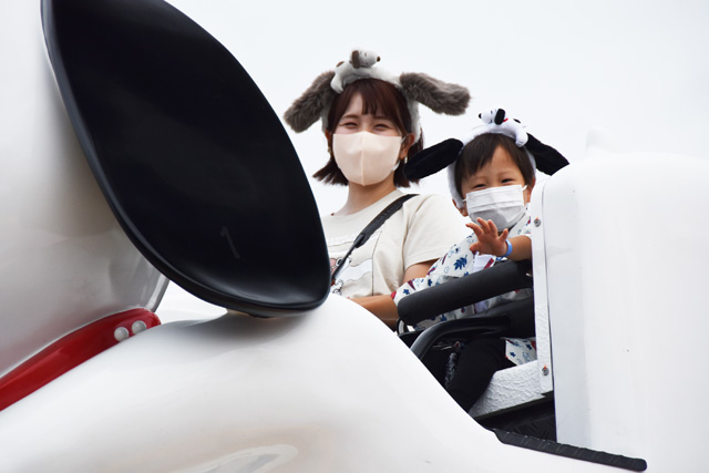 小さいキッズと乗るときは、やさしく上下するように操作をしてあげよう／ユニバーサル・スタジオ・ジャパン（大阪市）