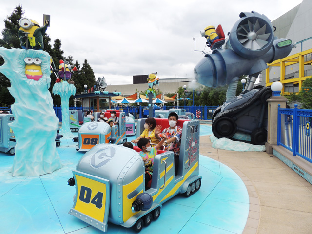 あっちこっちへツルツルと予測不能に動く／ユニバーサル・スタジオ・ジャパン（大阪市）