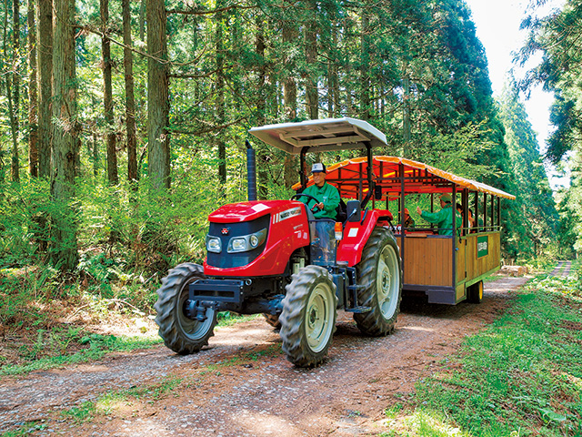 ファームトラクターライド/小岩井農場まきば園（岩手県/雫石町）