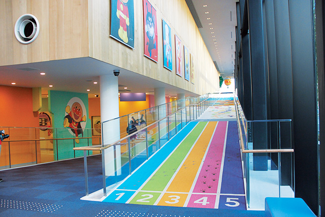 にじのさかみち/仙台アンパンマンこどもミュージアム&モール（宮城県/仙台市）