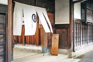 ホントに泊まれる!?運河に浮かぶ小舟や醤油蔵など「異種業界ホテル」おすすめ6選