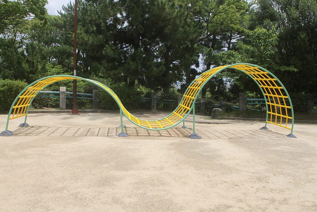 波状のタイコ橋/会下山公園（神戸市/兵庫区）
