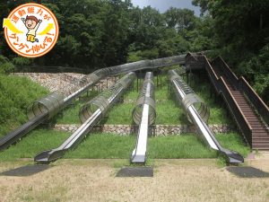 あいな里山公園(神戸市北区)は大型ロング滑り台が人気!野菜の収穫体験も楽しめる