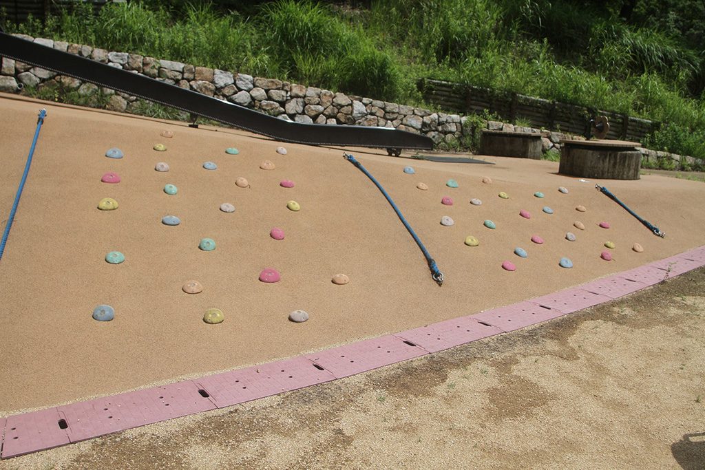 ボルダリング/あいな里山公園（兵庫県/神戸市）