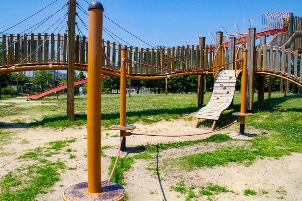 綱渡り/ふれあい緑地(大阪府/豊中市)