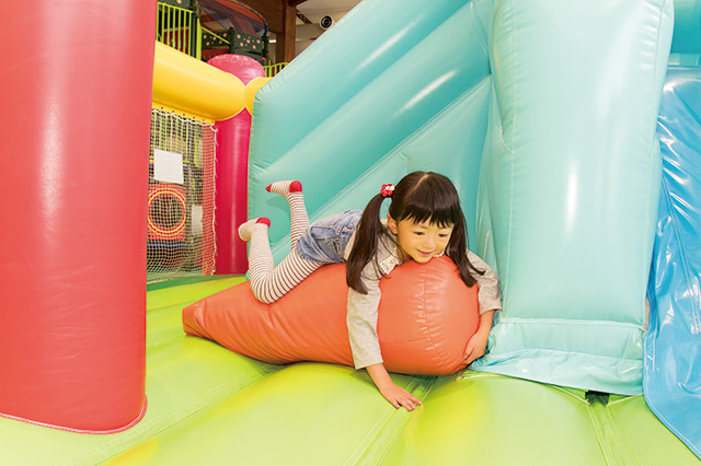 ふわふわエリア/山形市児童遊戯施設べにっこひろば（山形県／山形市）