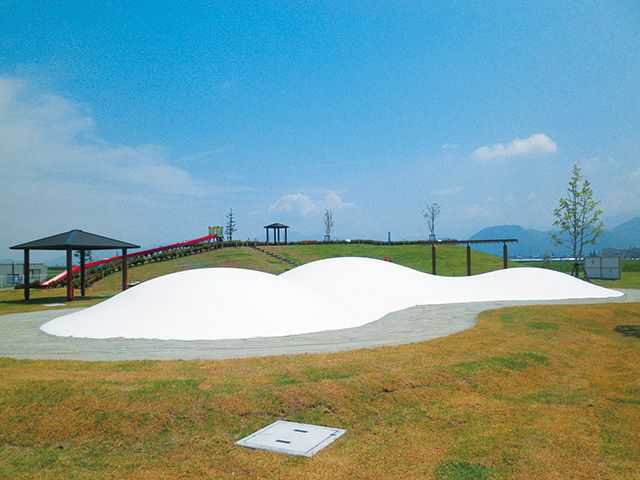 ふわふわどーむ/山形市児童遊戯施設べにっこひろば（山形県／山形市）