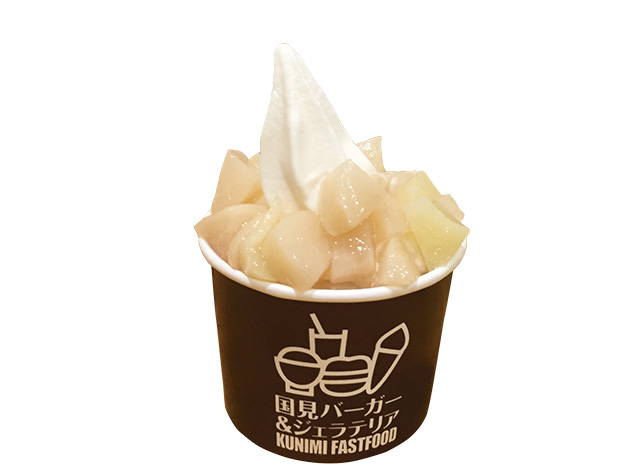 桃いっぱいソフト/道の駅 国見あつかしの郷(福島県国見町)