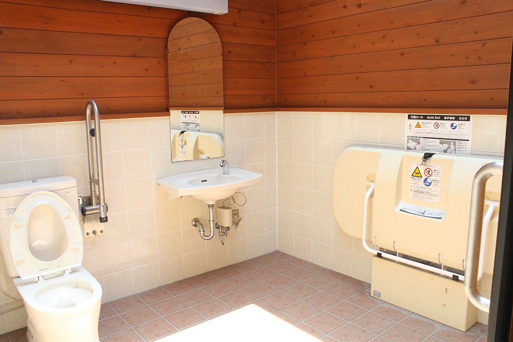 おむつも交換台のあるトイレ/ふれあい緑地(大阪府/豊中市)