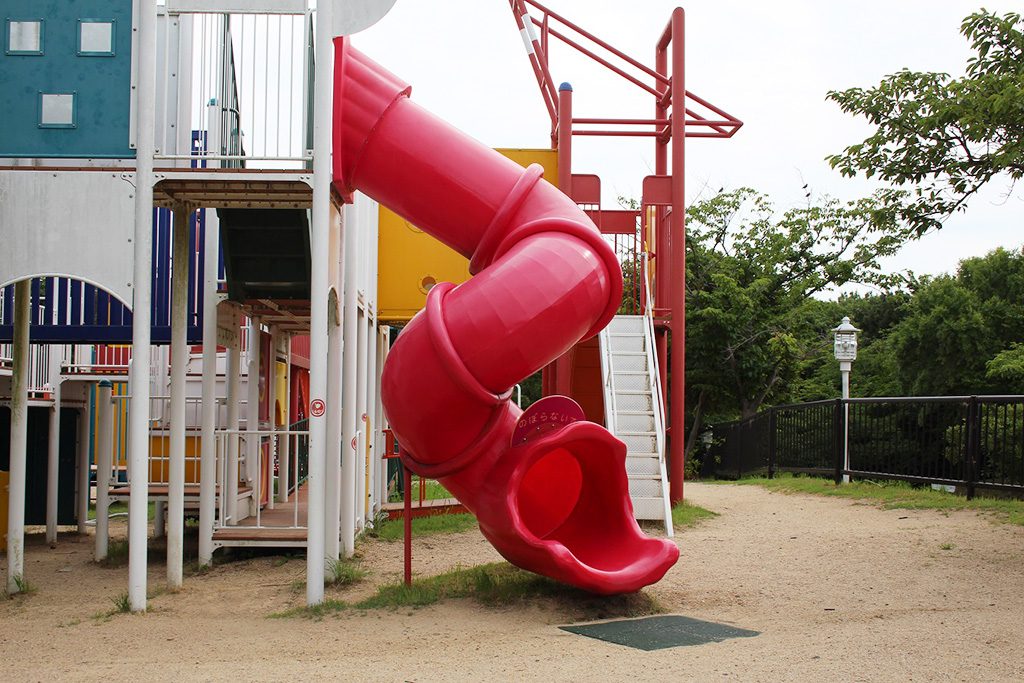 トンネル滑り台/舞洲緑地（大阪市/此花区）