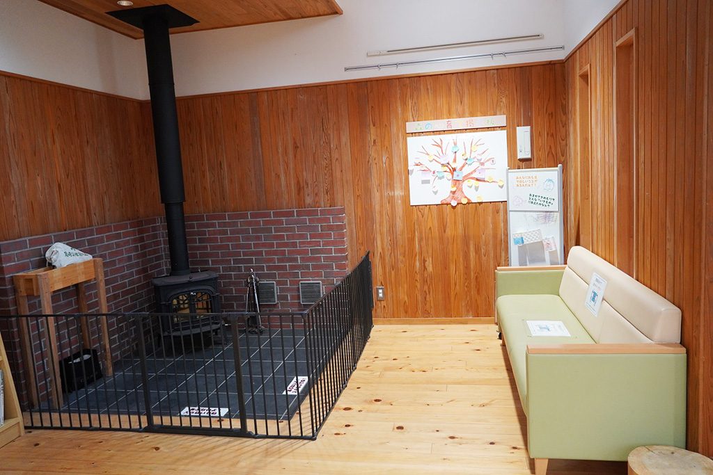 ロビー/兵庫県立尼崎の森中央緑地(尼崎市)