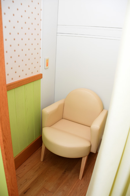 個室の授乳室/ジブリパーク（愛知県／長久手市）