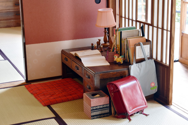 サツキの勉強机/ジブリパーク（愛知県／長久手市）