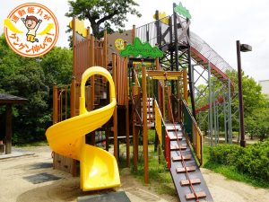 元浜緑地(尼崎市)のアスレチック遊具でダイナミックに遊ぼう!夏場は水遊びも