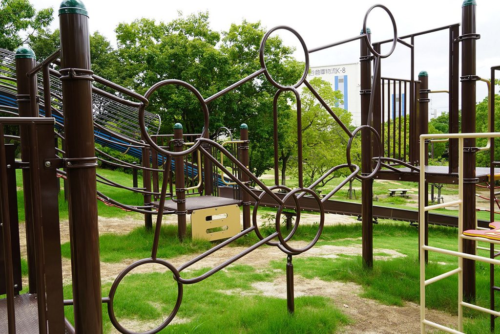 パイプの遊具/元浜緑地(兵庫県/尼崎市)