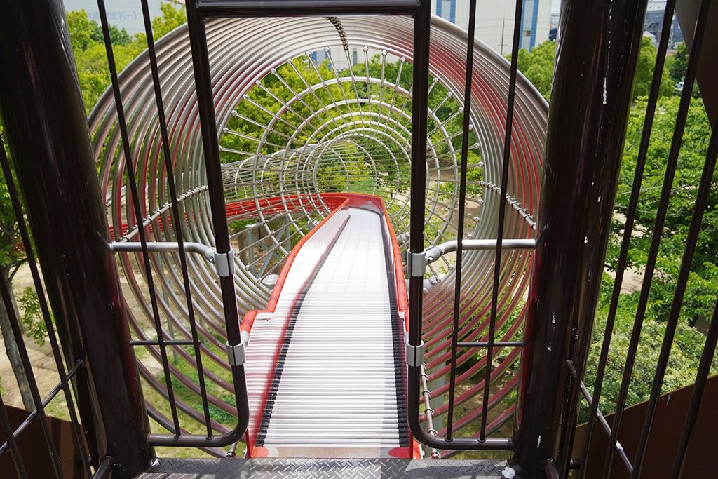 すべり台のスタート地点/元浜緑地(兵庫県/尼崎市)