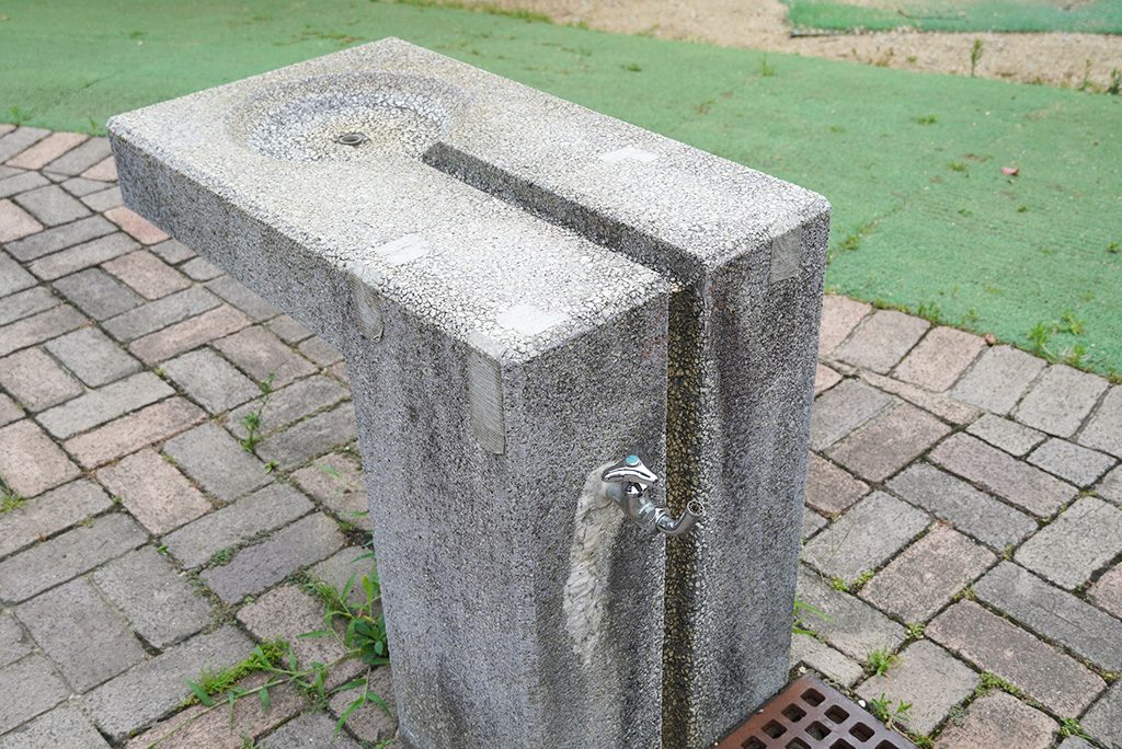 複合遊具エリアの水道/元浜緑地(兵庫県/尼崎市)