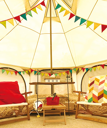 ゲル型テント室内/HOSOMINE BASE（宮城県/大崎市）