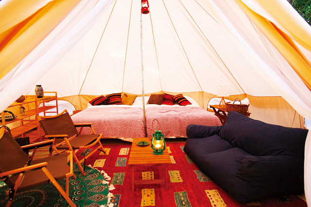 テント内のベッド/Sah, いわき 湯本温泉（福島県/いわき市）