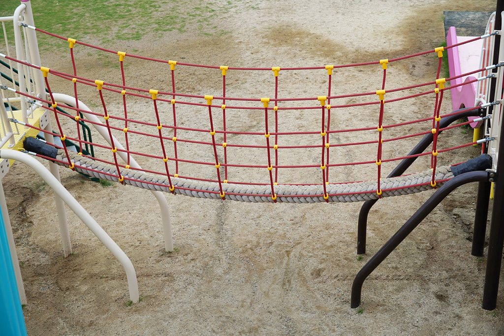 揺れる吊り橋/西宮浜総合公園 ~みやっこキッズダム~(兵庫県/西宮市)