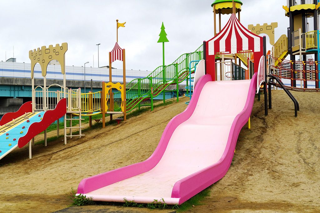 2段階式滑り台/西宮浜総合公園 ~みやっこキッズダム~(兵庫県/西宮市)