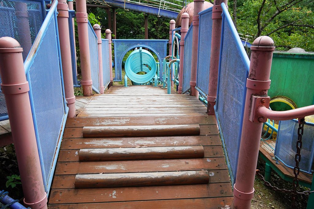 曲がりくねったループトンネル/塩瀬中央公園（兵庫県/西宮市）