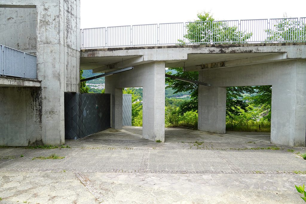 ローラー滑り台までのルート/塩瀬中央公園（兵庫県/西宮市）