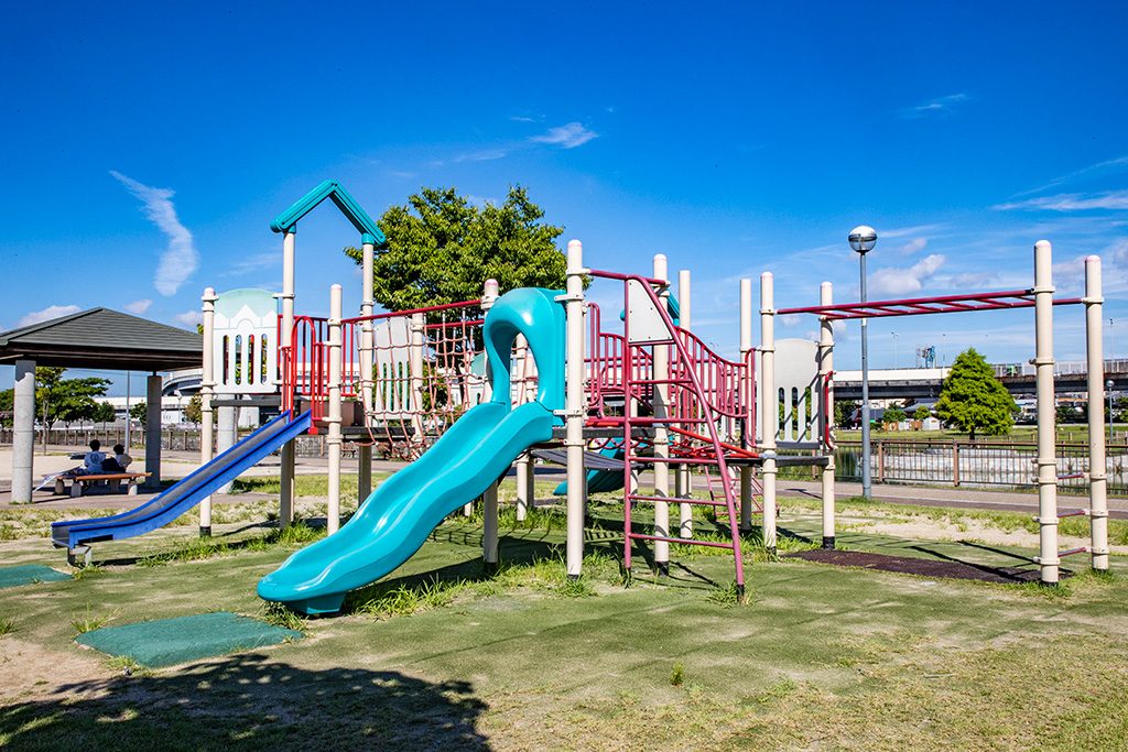 冒険広場の複合遊具/原池公園（大阪府/堺市）