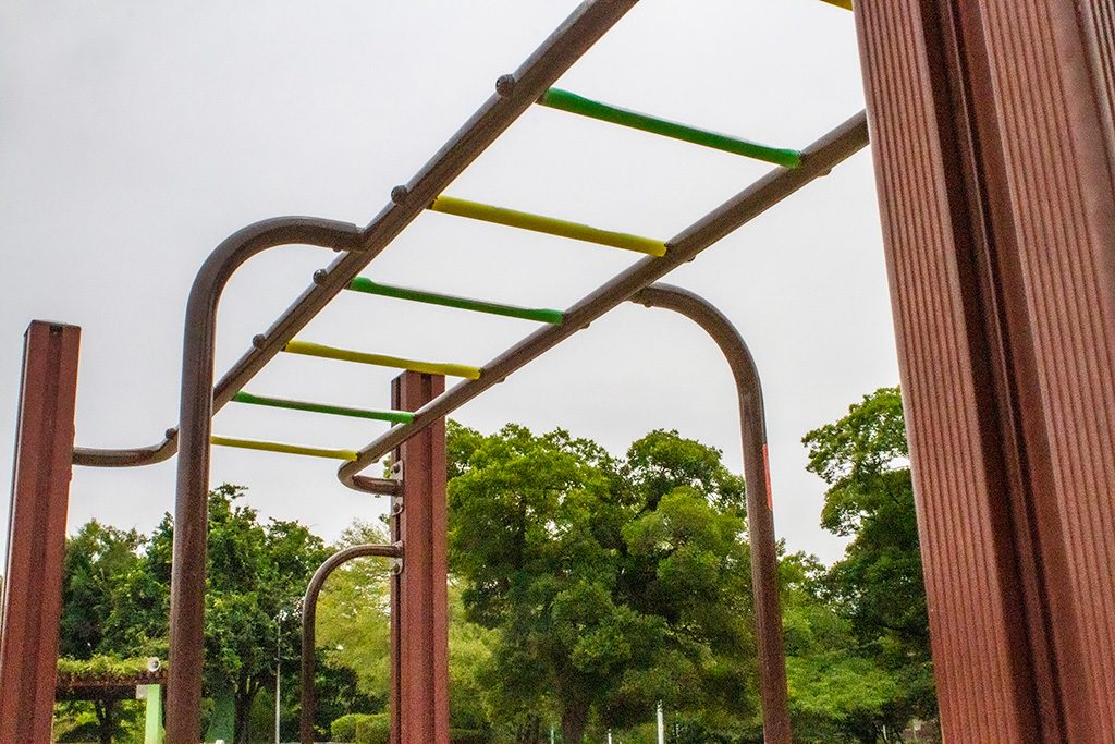 シンプルな構造のうんてい/住之江公園（大阪府/大阪市）