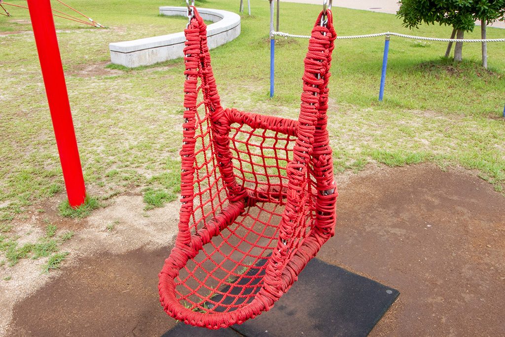 ユニバーサルブランコ/彩都はなだ公園(大阪府/茨木市)